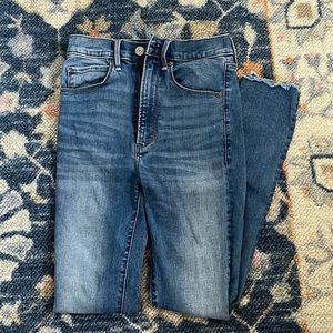 Abercrombie medium wash skinny jeans